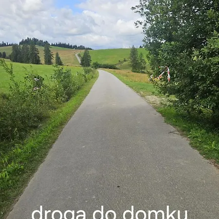 Domek w Bałyzach z balią - prywatna Oaza w Pieniach